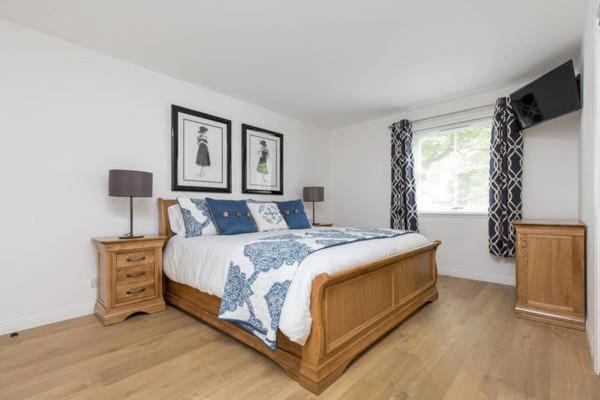 415 Lovely And 2 Bedroom With Secure Parking EDI